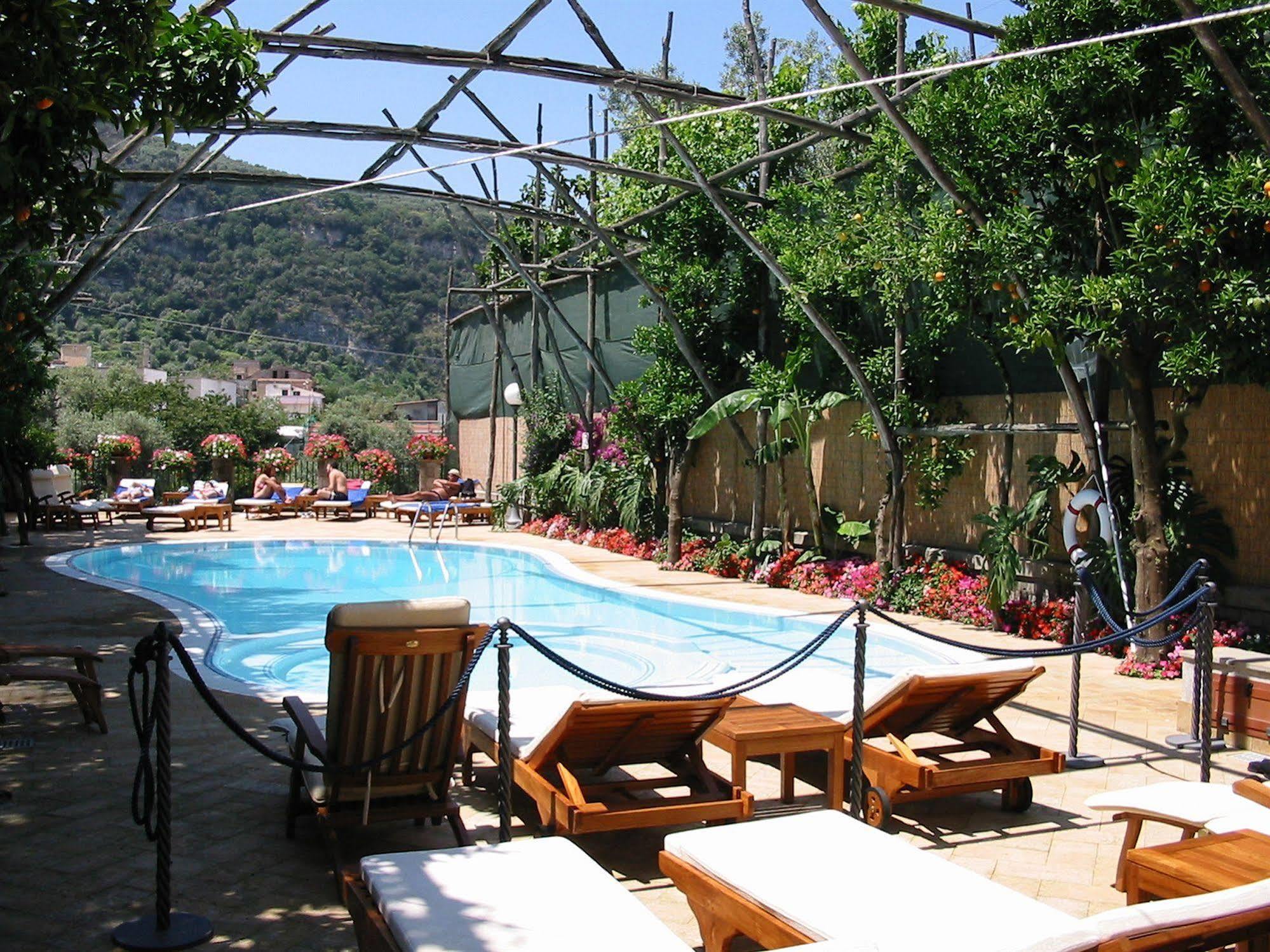 Residence Villaggio Verde Sorrento Exterior photo
